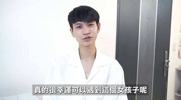 ▲▼Andy昔日替家寧和男閨蜜說話。（圖／翻攝自YouTube／眾量級CROWD）