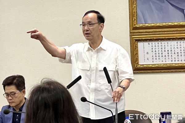 ▲朱立倫主持國民黨中常會。（圖／記者鄭佩玟攝）