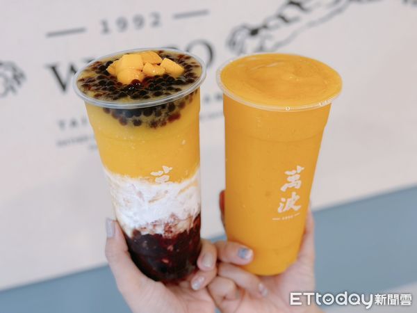 ▲▼萬波芒果季開跑網羅2款飲品「椰芒紫米爽」與、芒果冰沙」。（圖／記者蕭筠攝）