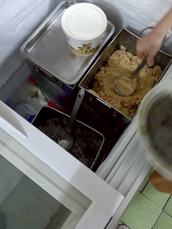 ▲▼楊梅近60年開張老冰店。（圖／部落客芽月提供）