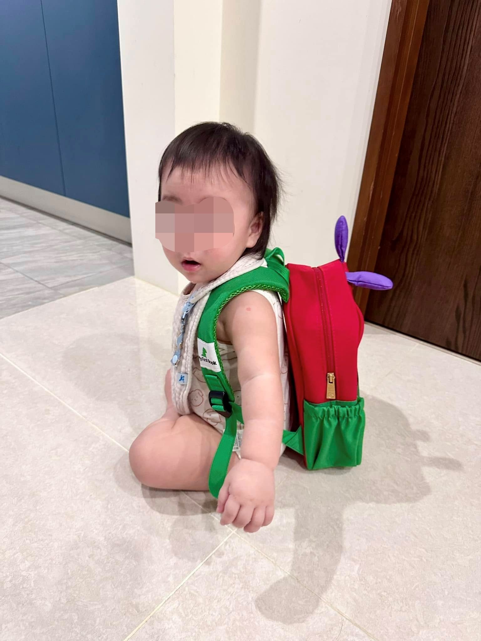 ▲▼Apple分心滑手機「突覺1歲兒超安靜」一看嚇到尖叫。（圖／翻攝自Facebook／黃暐婷 APPLE）