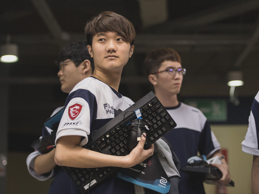 ▲▼蛇蛇退役。（圖／翻攝自lolesports）