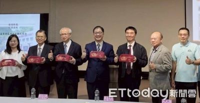 戒癮者的正能量!法務部長鄭銘謙親赴苗栗「晨曦福音戒毒學院」