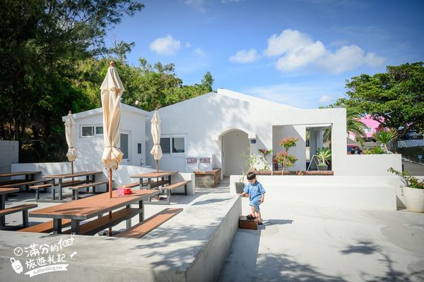 ▲▼墾丁最新海景咖啡館，輕鬆飽覽船帆石沙灘。（圖／部落客滿分提供）