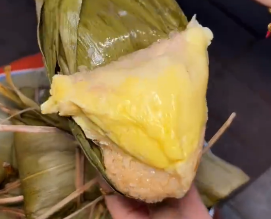 ▲各式各樣的水果粽。（圖／翻攝自微博，上同）