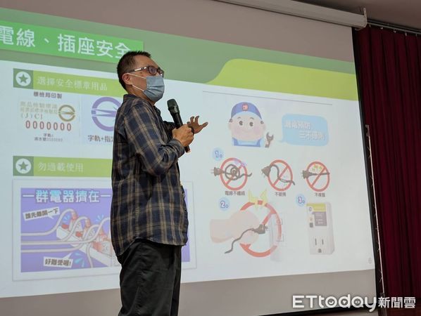 ▲▼台電高雄區處端午送暖250長輩！　91歲嬤學畫繪出最美龍舟。（圖／記者賴文萱翻攝）