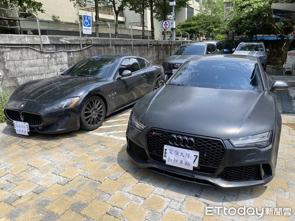 ▲刑事局會同北市特勤隊特警荷槍攻堅逮捕林宥穎。（圖／記者張君豪翻攝）