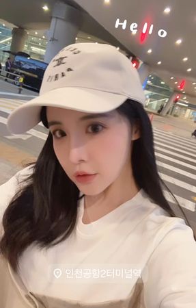 ▲阿沁妻「南韓暈倒頭撞地板」！　閉眼前畫面：看到一群人衝進來。（圖／翻攝自花花臉書）