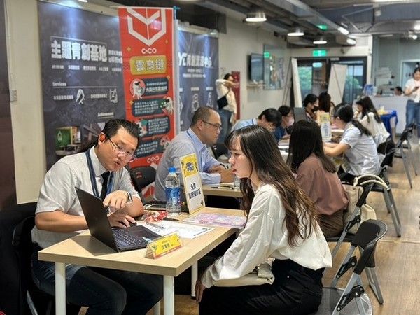 ▲桃園「求職應援」全面升級AI職場力培訓