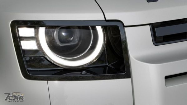 外觀精進、越野科技再進化　Land Rover 發表 2026 年式 Defender