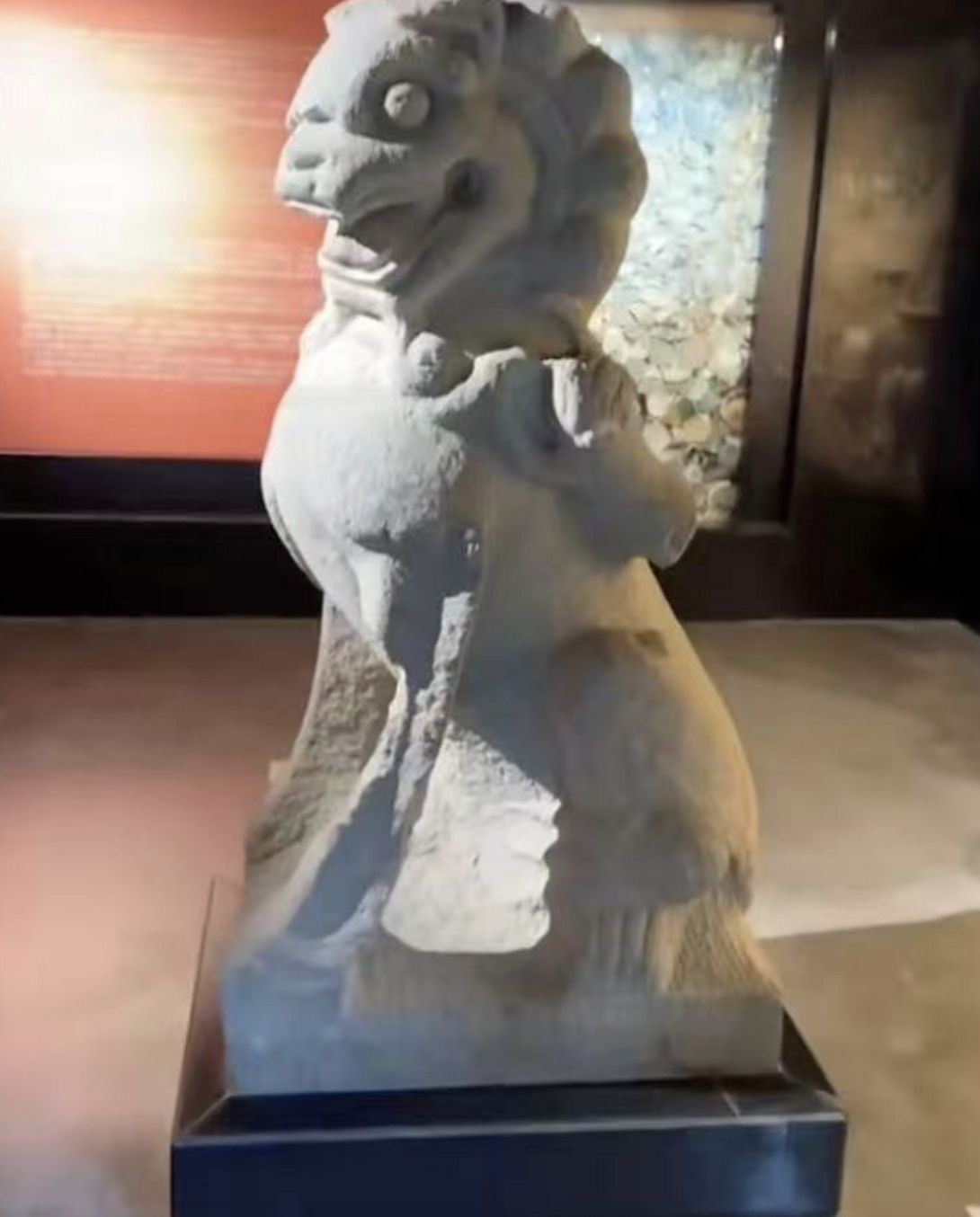▲博物館展出的石獅。（圖／翻攝極目新聞）