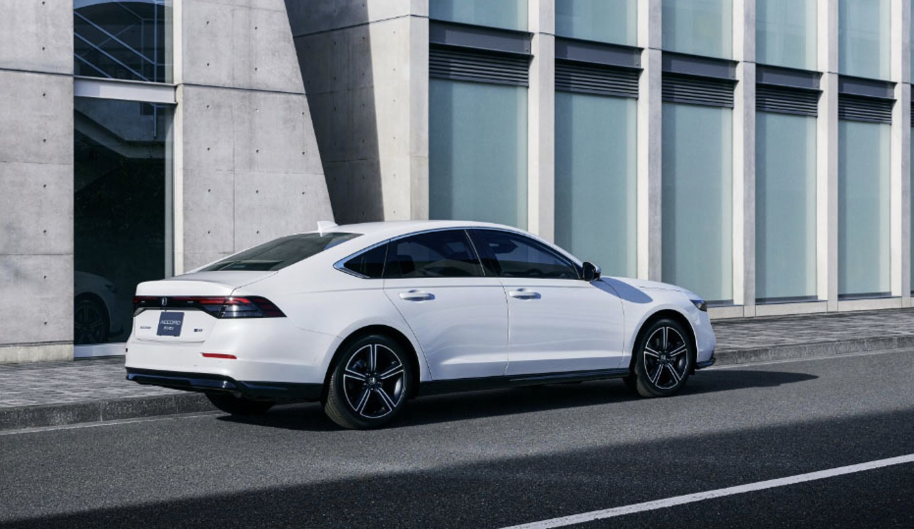 ▲Honda Accord新增e:HEV Honda Sensing 360+車型 。（圖／翻攝自Honda）