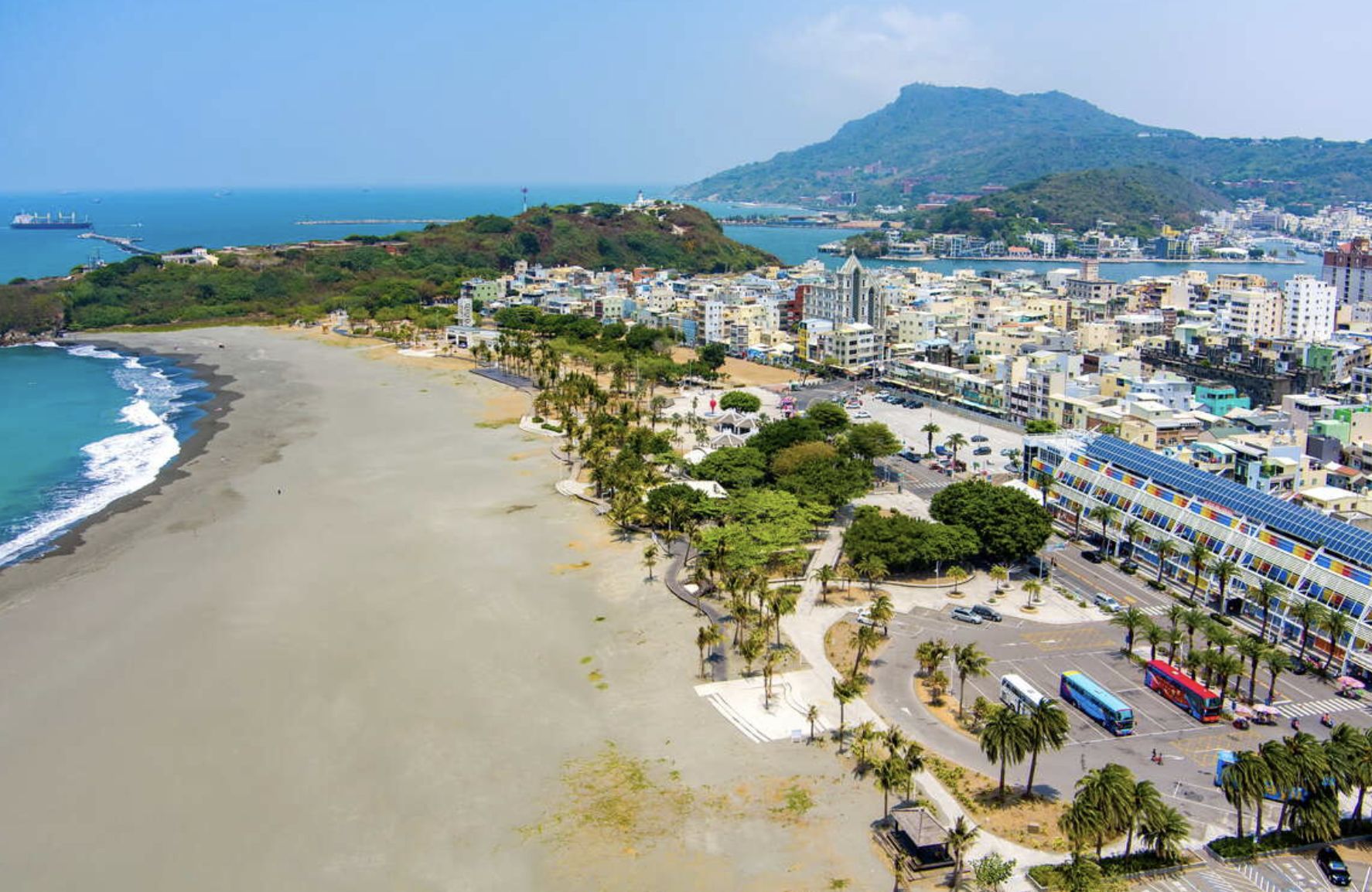 ▲▼高雄旗津海水浴場。（圖／翻攝自高雄旅遊網官網）