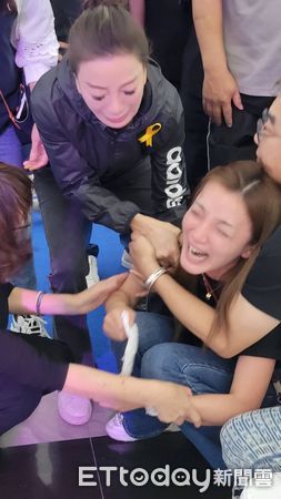 ▲楊煥喻今天舉行告別式。（圖／記者葉文正攝）