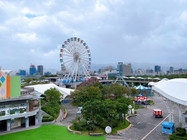 ▲端午連假購買兒童新樂園「一日樂Fun券」，隨券贈送好吃點心。（圖／北捷提供）