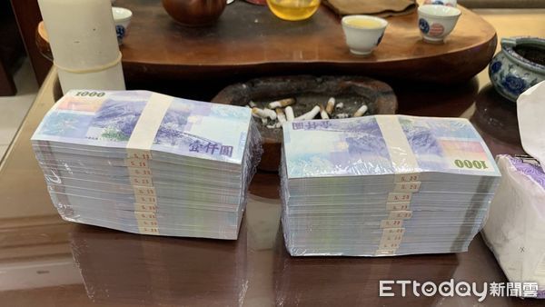 ▲計程車司機等不到叫車乘客而報警，意外揭露百萬詐騙案、讓車手當場落網。（圖／記者高堂堯翻攝，下同）