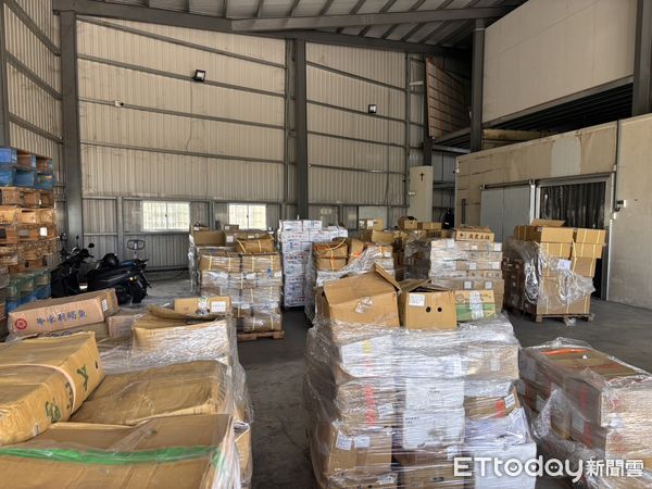 ▲▼全芳味食品公司販售過期2年豬排。（圖／記者許宥孺翻攝）