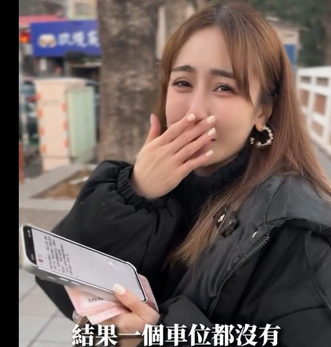 網友認證鹿港最爛停車場！超狂陡坡牆壁全刮痕　公所認了：改善中