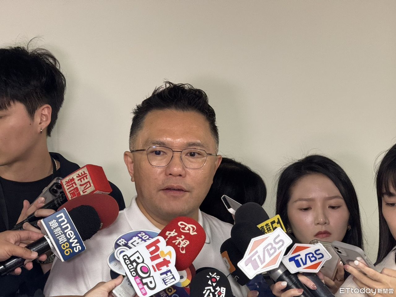 疑涉「幽靈連署」遭北檢複訊無保請回　張斯綱因個資列被告