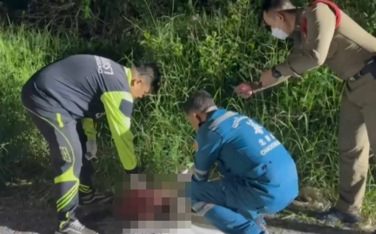 ▲▼「紅長髮頭顱」滾到面前！泰少年慢跑驚魂 。（圖／翻攝自Amarin TV）