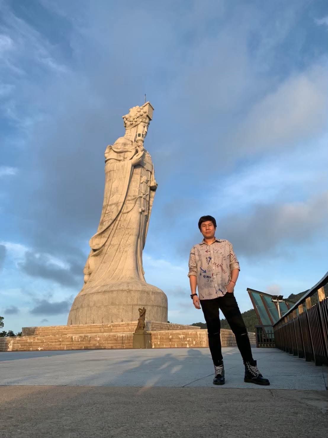 ▲▼澎恰恰悼《夜總會》前監製　共事10年揭他真實面。（圖／翻攝自Facebook／澎恰恰）