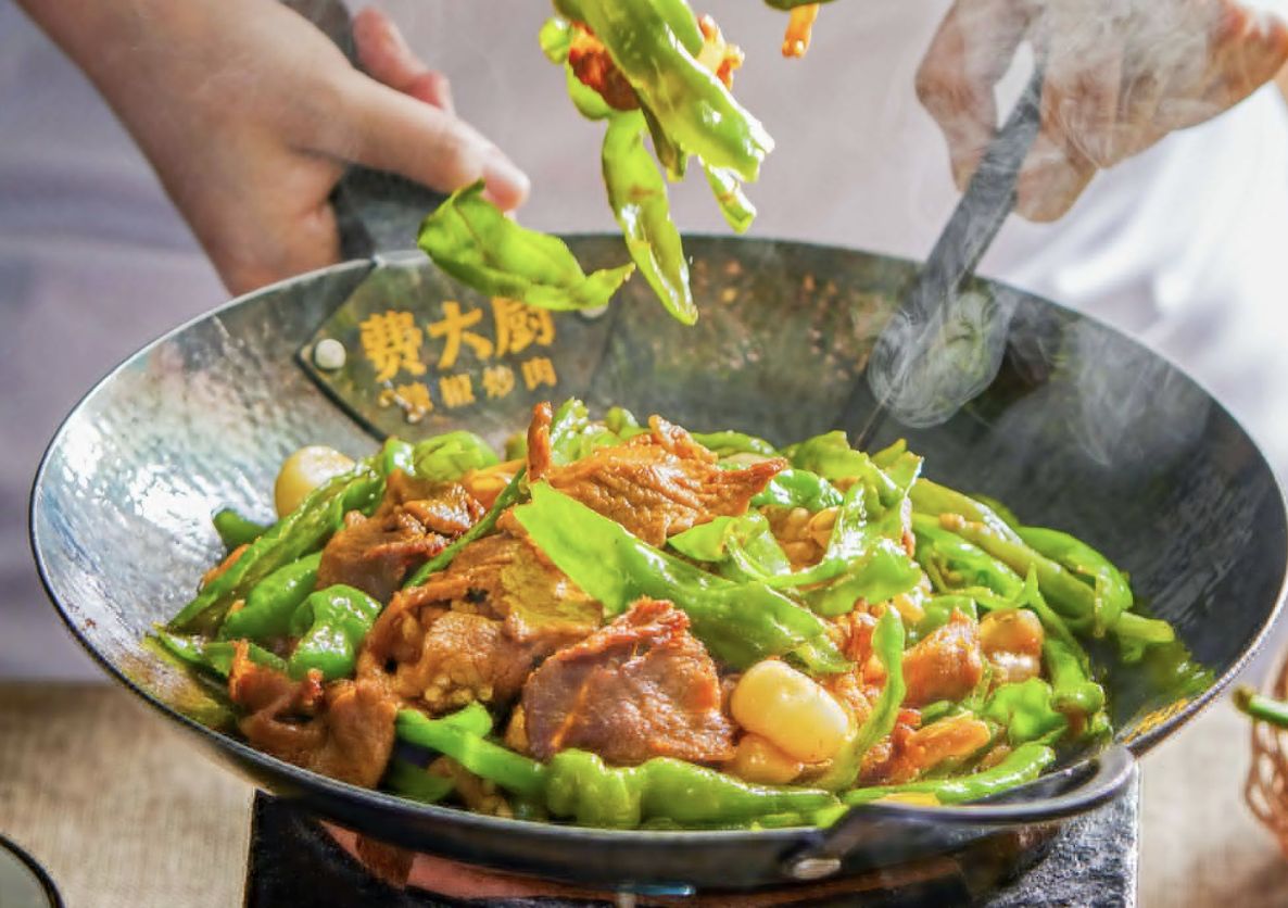 ▲大陸知名湘菜連鎖品牌「費大廚」。（圖／翻攝時代財經）