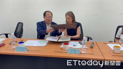 深化產學鏈結！　樂活集團攜手華醫大打造南部長照實習就業平台