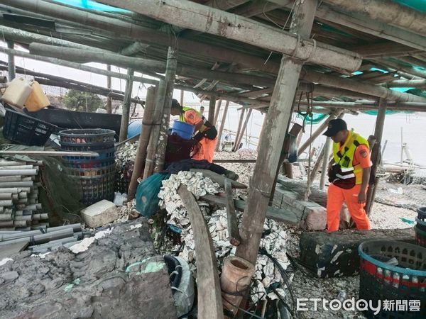 ▲海巡署中部分署第五巡防區指揮部為防範不肖人士藉機走私相關農漁畜產品謀取不法利益，特於昨日編組友軍單位，針對轄區實施「擴大執檢暨威力掃蕩」專案任務。（圖／記者游瓊華翻攝）