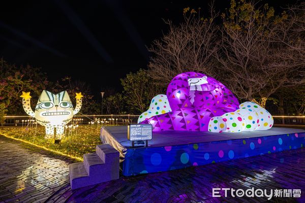 ▲南投燈會「流光藝彩燈區」獲義大利設計白金獎， 端午連假起將移展南投巧咖節。（圖／南投縣政府提供）