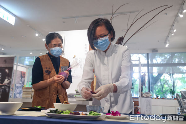 ▲▼營養師蘇真瑩表示，蔬喜蛋糕以壽司為靈感，結合端午節慶意涵與健康飲食原則，清涼的口感提供一種少油、低負擔的新選擇。（圖／慈濟醫學中心提供，下同）