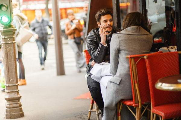 ▲▼法國擴大禁菸的公共場所範圍，但咖啡館標誌性的露天座不在限制之列。（圖／VCG）