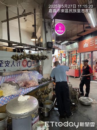▲▼   端午節前採買熱潮湧現 嘉義市傳統市場湧現排隊人潮 市府籲注意交通與秩序   。（圖／嘉義市政府提供）