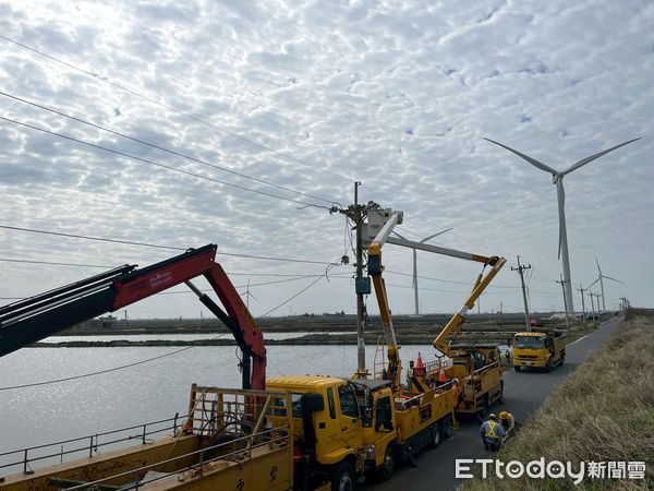 ▲台灣電力公司雲林區營業處特別於端午連假前加強配電線路設備巡檢作業與相關預防性工作，以提高電網韌性。（圖／記者游瓊華翻攝）