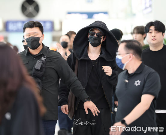 ▲▼▲▼直擊／ZB1章昊、Ricky沒來！歌迷當場哭出來「借衛生紙擦淚」　主辦：全額退費。（圖／粉絲提供）