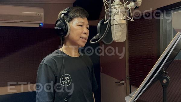 ▲梁越玲把歌仔戲唱進了職棒嗆司曲當中            。（圖／記者吳奕靖攝）