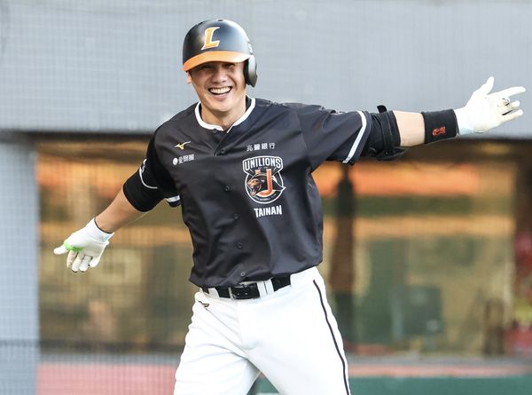 ▲▼      陳鏞基       。（圖／統一獅提供）