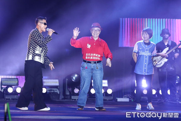 ▲世壯運閉幕，林友茂出場。（圖／記者林敬旻攝）