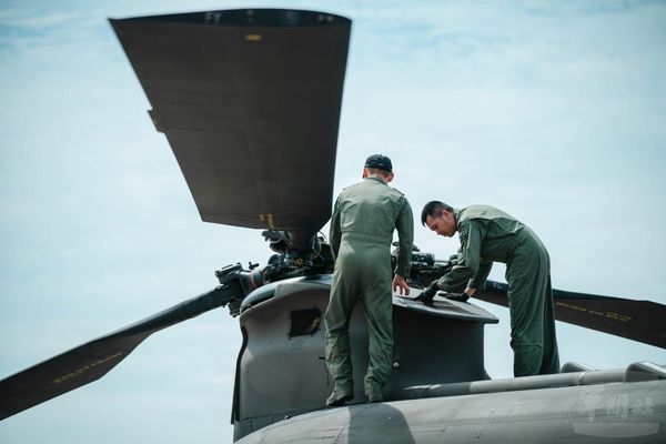陸航空運作戰隊平戰結合　媒體直擊精實訓練