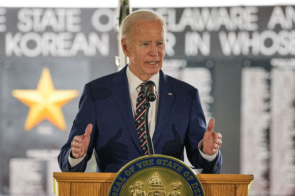 ▲▼美國前總統拜登（Joe Biden）宣布罹癌後首度公開現身發表談話。（圖／路透）