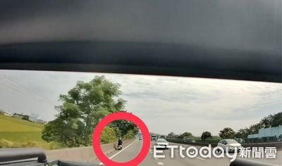 疑嬤孫雙載國道逆向行駛路肩!自行下交流道 警方回應了