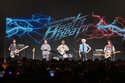 Hi-Fi Un!corn全中文互動！清唱「草東沒有派對」：你們幸福，我們也會　