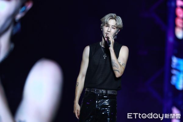 ▲▼直擊／Mark家鄉開唱脫了！　高雄世運承諾萬粉：要把GOT7帶回來。（圖／讀者提供）