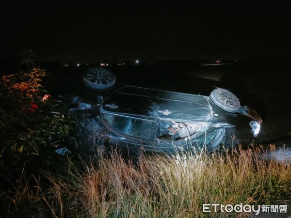 ▲▼             端午節深夜，嘉義166線發生死亡車禍。（圖／記者翁伊森翻攝，下同）