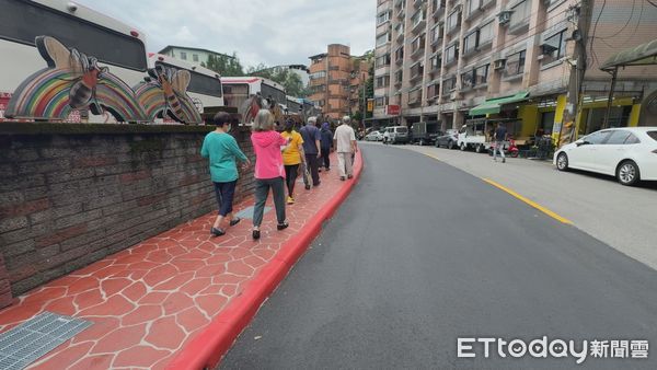 ▲基隆友善巷弄！國家新城通學步道全升級。（圖／記者郭世賢翻攝）