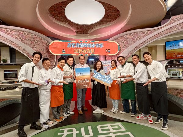 ▲《生命的麥田》艾偉、廖梨伶上《型男大主廚》宣傳。（圖／大愛電視提供）