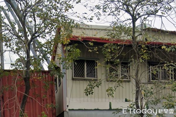 ▲▼             士林一名男子在屋頂刷油漆時，突然失去呼吸心跳。（圖／記者黃彥傑翻攝）