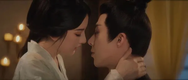 ▲《折腰》床戲獲得觀眾高度評價。（圖／翻攝自微博）