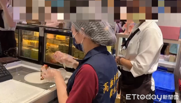 ▲▼高雄蛋糕店有蟑螂。（圖／高雄市衛生局提供）