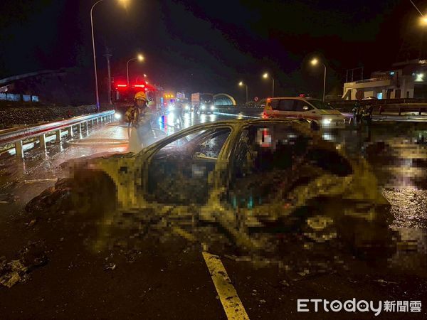 ▲▼25歲男國道3號自撞亡畫面曝光 。（圖／記者陳宏瑞翻攝）