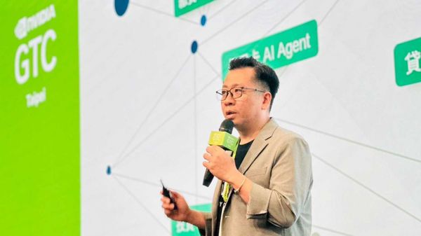 國泰金控副總經理暨國泰世華銀行數據長梁明喬表示，期盼開啟以AI驅動的智慧金融創新服務新時代來臨。（圖／國泰金提供）